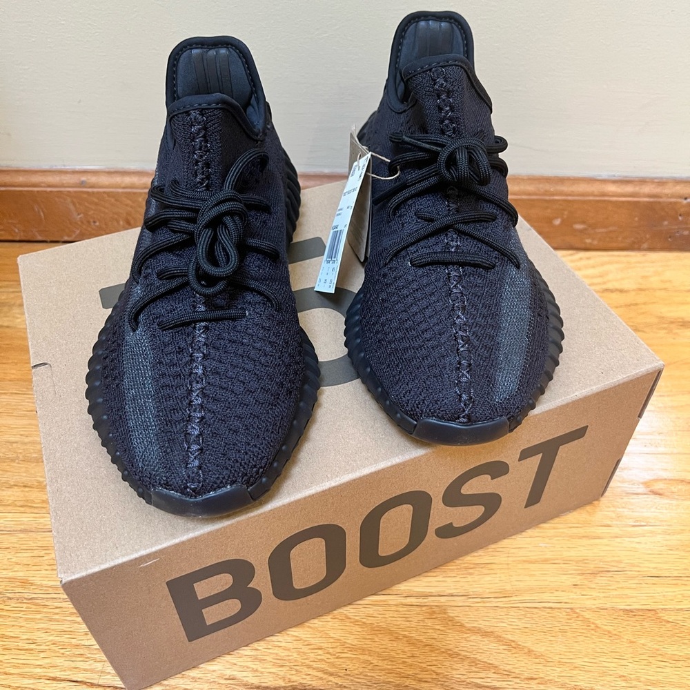 Yeezy Boost 350 V2